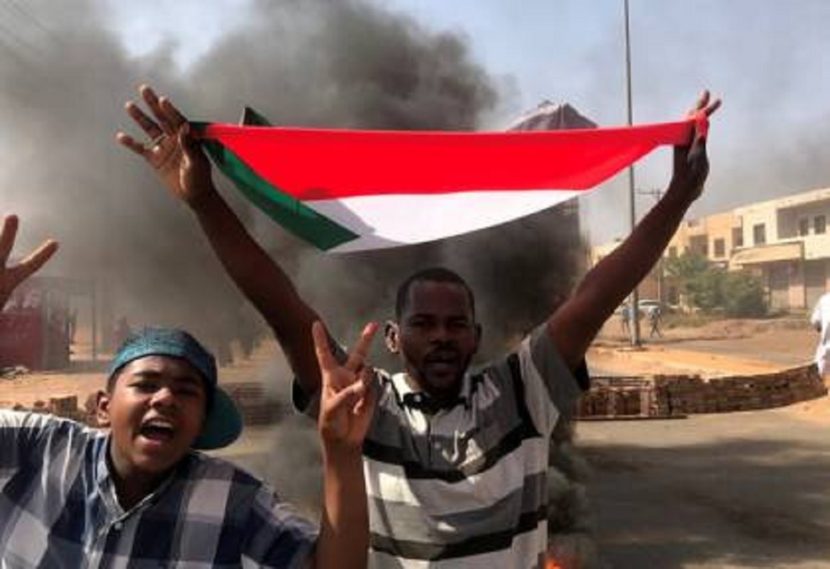 السودان: مقتل 4 متظاهرين ضد الحكم العسكريّ في الخرطوم