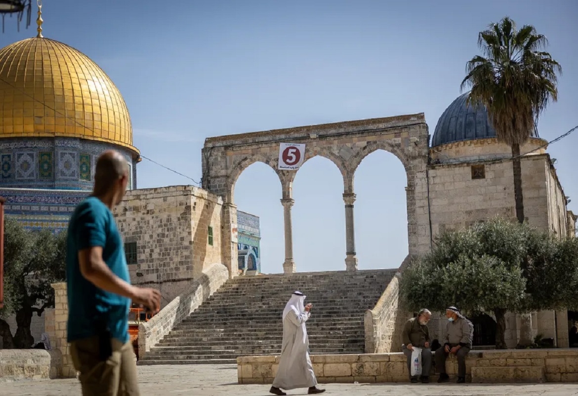 استمرار التوترات في القدس: حماس تدعو الجماهير للوصول إلى الأقصى في 