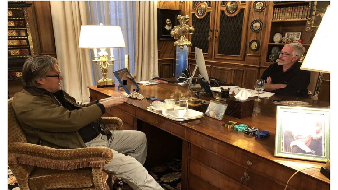 الدفعة الأخيرة من وثائق إبستين تكشف علاقة شخصية وثيقة مع مستشار ترامب ستيف بانون