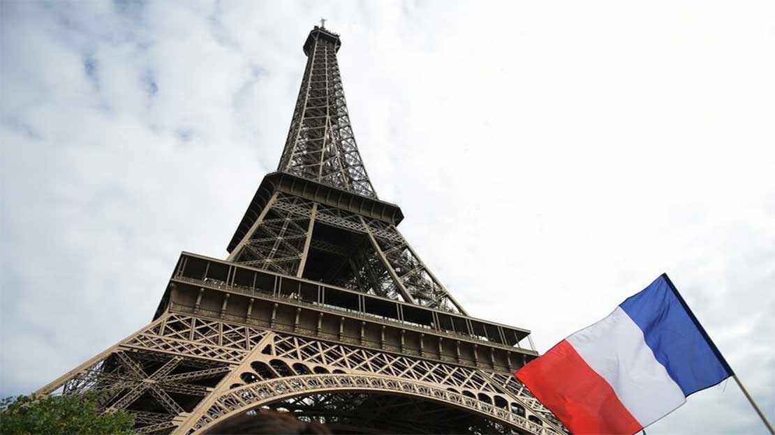 وزير خارجية فرنسا ينتقد تصريحات ترامب تجاه بابا الفاتيكان ويعتبرها غير مقبولة