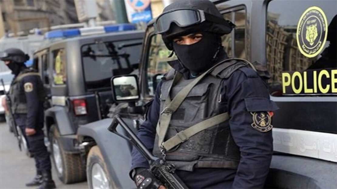 القبض على رجل أعمال مصري هارب من 700 سنة سجن